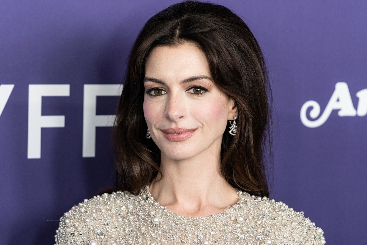 Le Secret Gratuit d'Anne Hathaway pour des Lèvres Pulpeuses Révélé