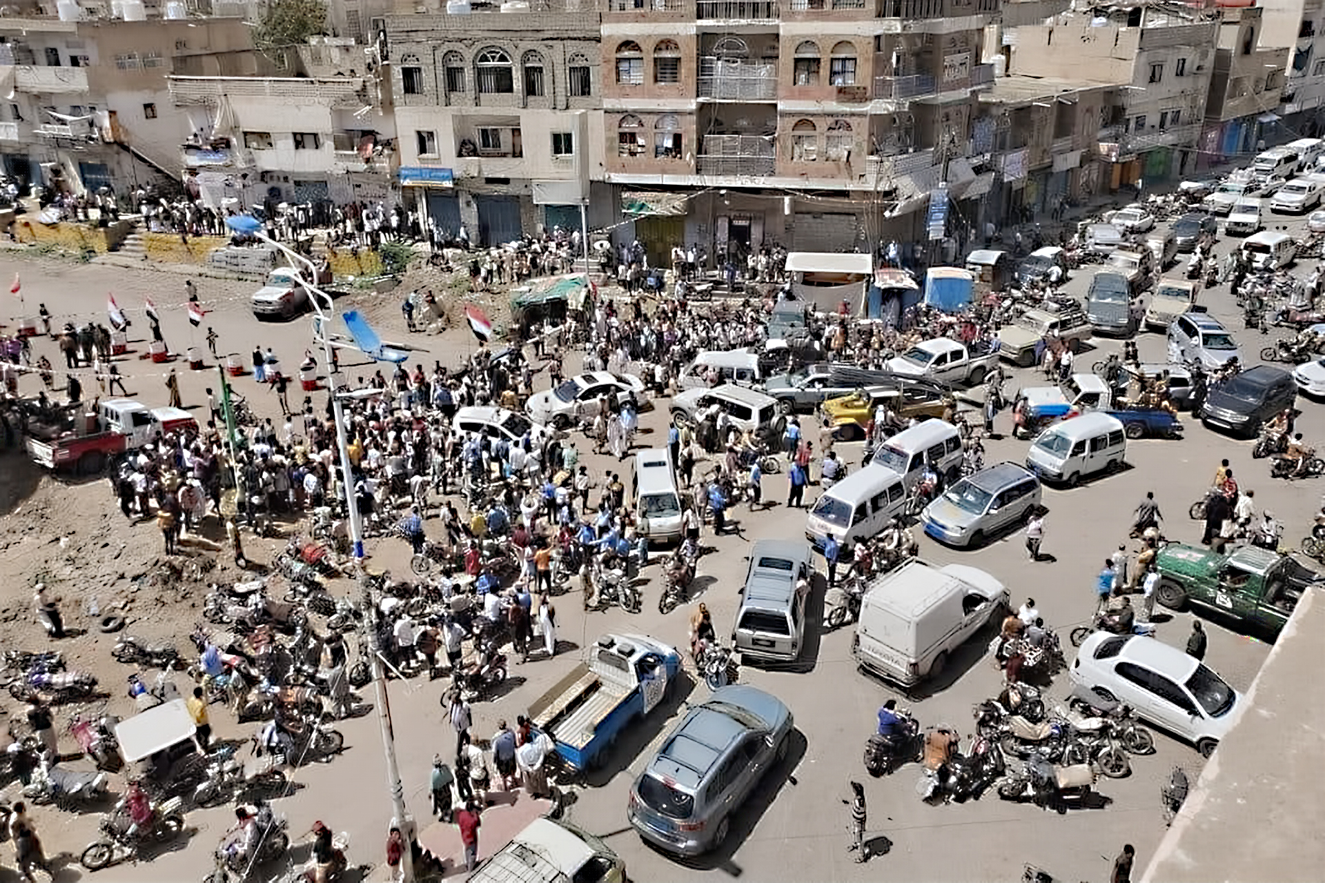Levée du blocus de Taëz Nouvelles initiatives pour ouvrir les routes au Yémen
