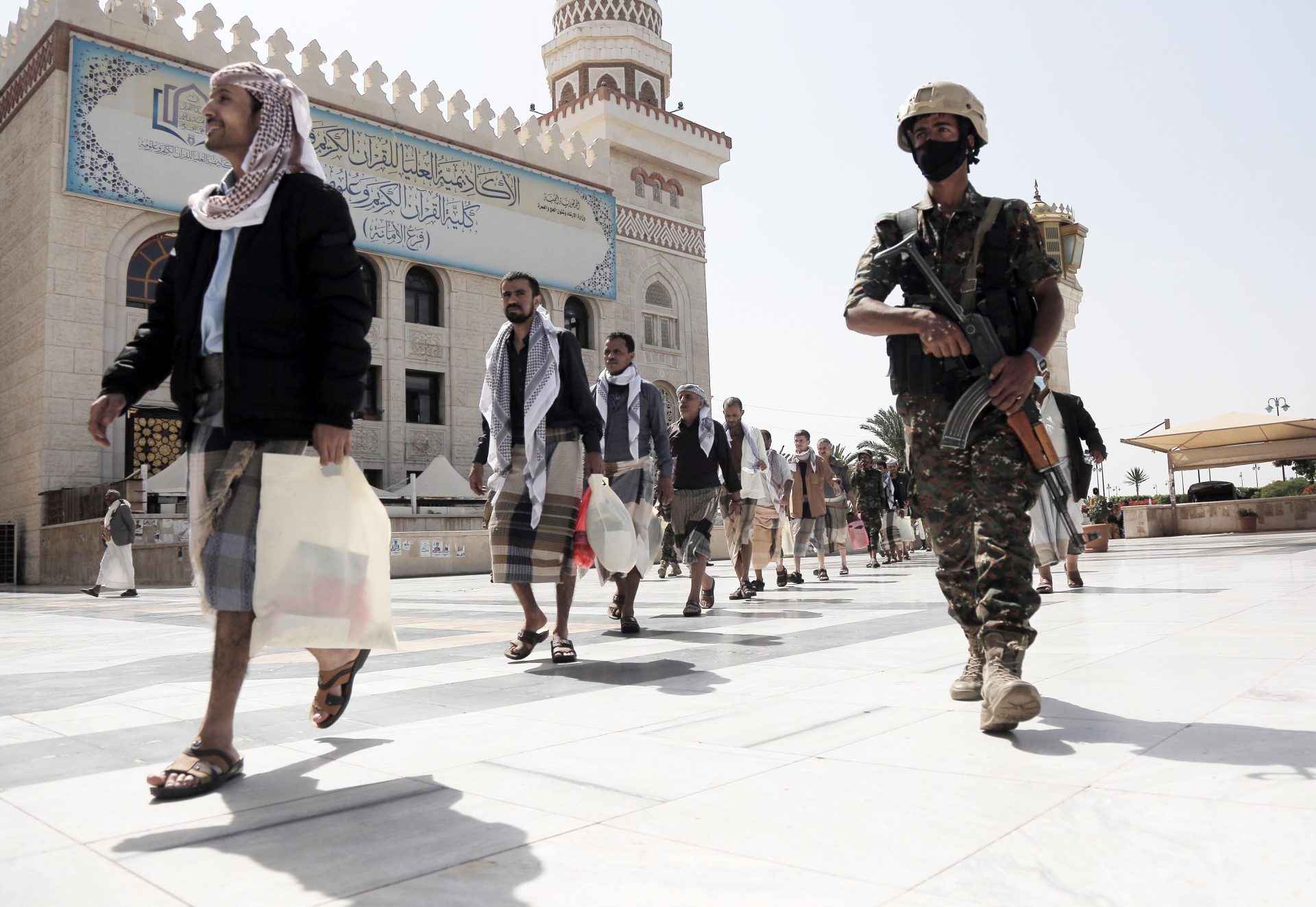 Un responsable US lie la paix au Yémen à l'arrêt des attaques Houthi