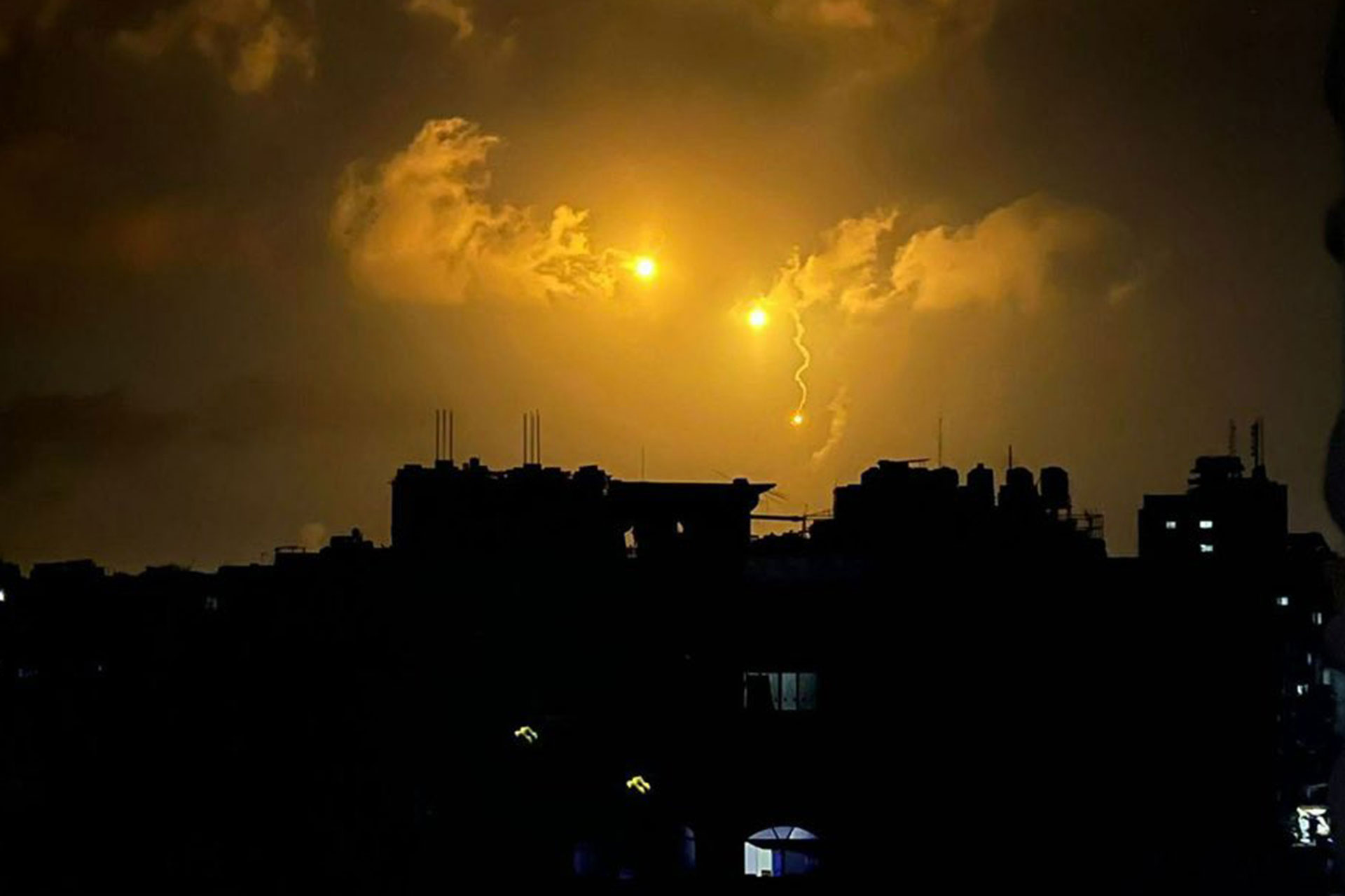 Intensification des frappes israéliennes à Khan Younès Gaza touchée