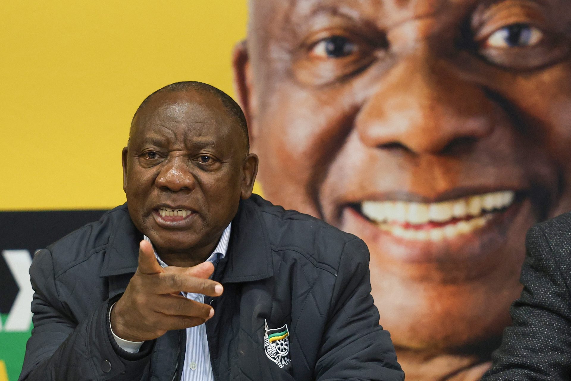 Le président sud-africain dévoile le nouveau gouvernement unifié