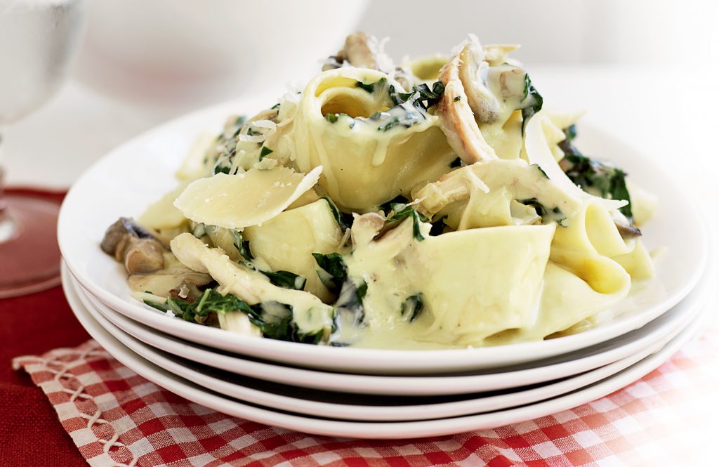 Pappardelle au poulet et aux saveurs sauvages