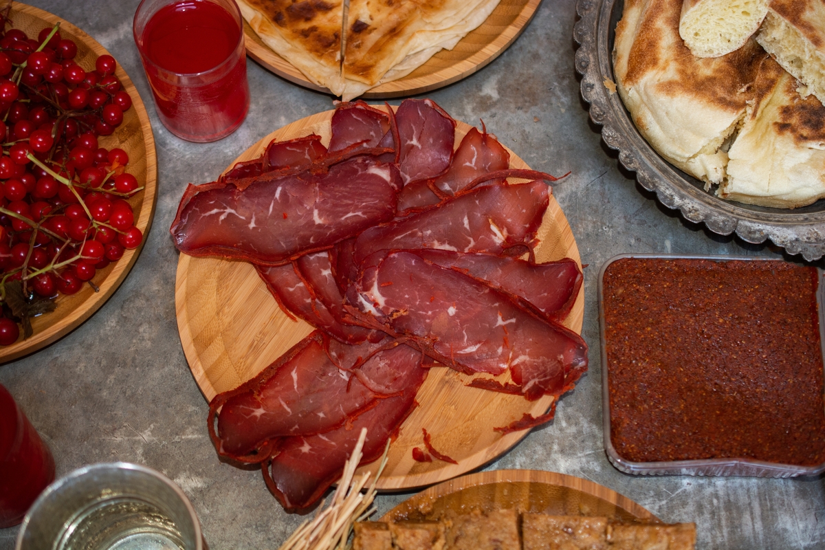 Le bœuf séché est-il un snack sain selon une diététicienne ?