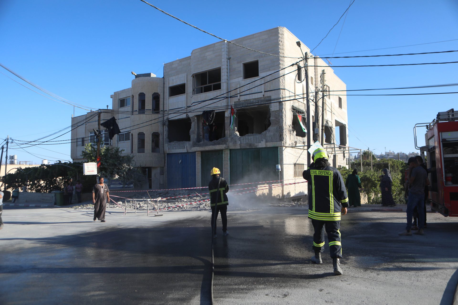 Mort de martyrs et attaques en Cisjordanie par l'occupant