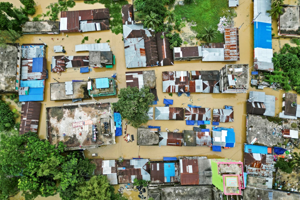 Plus de 300000 déplacés dans les abris après les inondations au Bangladesh